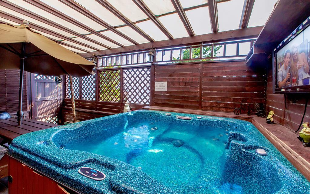 Spa Pension Basso Sokcho Exteriör bild
